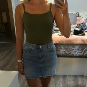 Green Low-Back Guess bodysuit